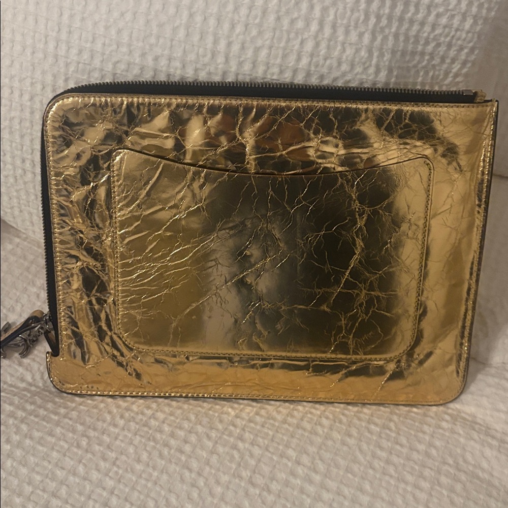 Chanel "Je Ne Suis Pas En Solde" Clutch - Picture 2 of 7